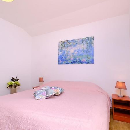 Apartments Vanda Mali Lošinj Eksteriør billede