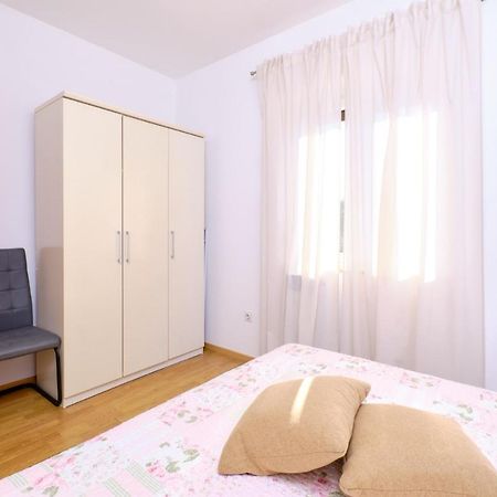 Apartments Vanda Mali Lošinj Eksteriør billede