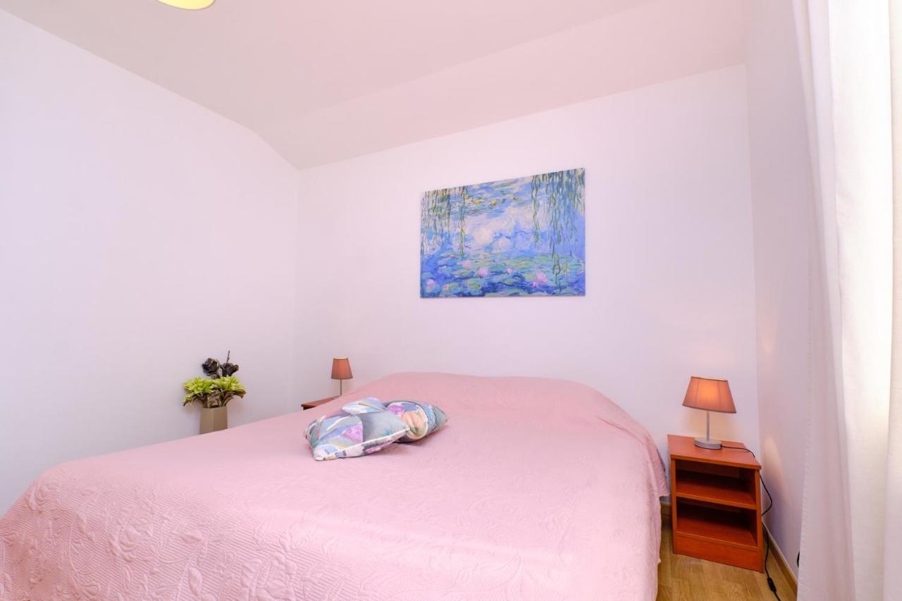 Apartments Vanda Mali Lošinj Eksteriør billede