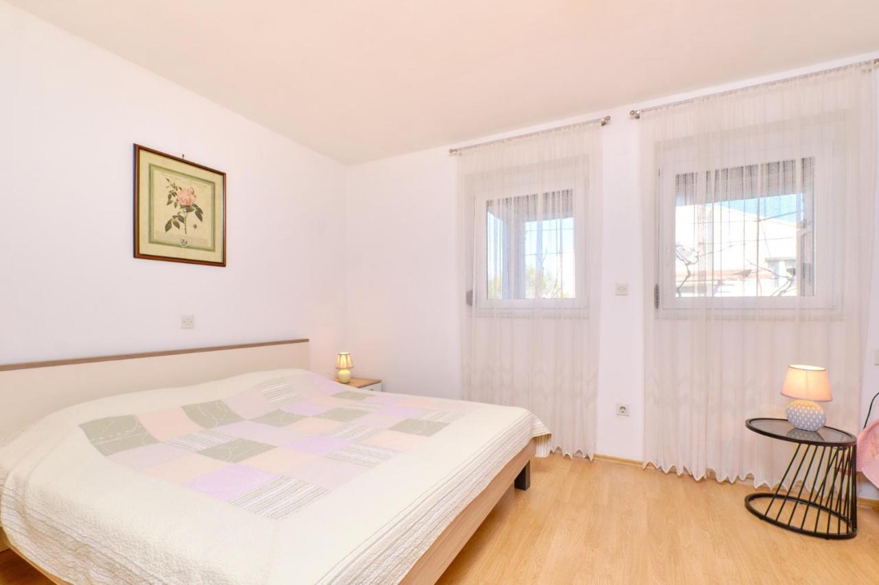 Apartments Vanda Mali Lošinj Eksteriør billede