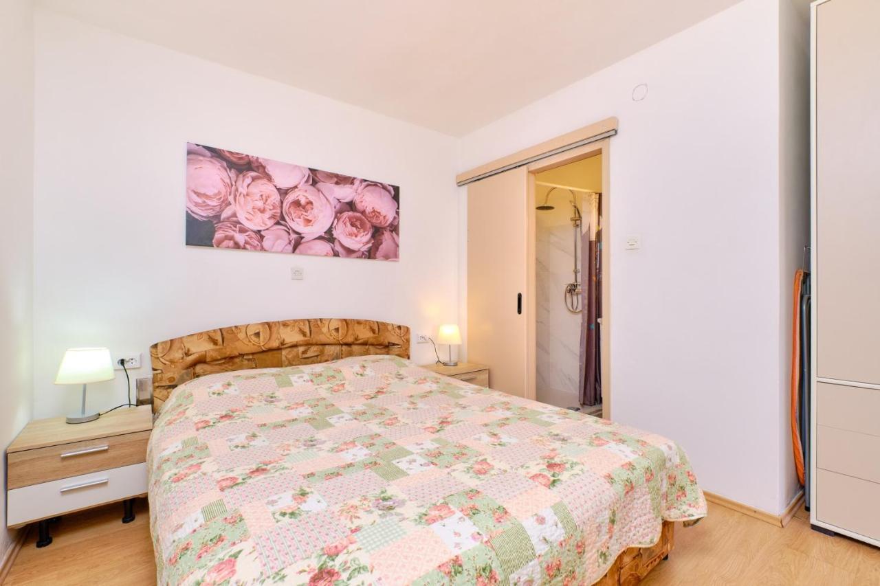 Apartments Vanda Mali Lošinj Eksteriør billede