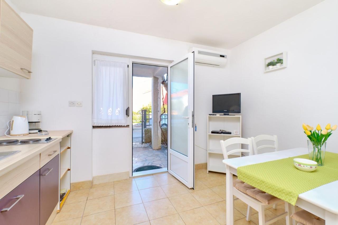Apartments Vanda Mali Lošinj Eksteriør billede