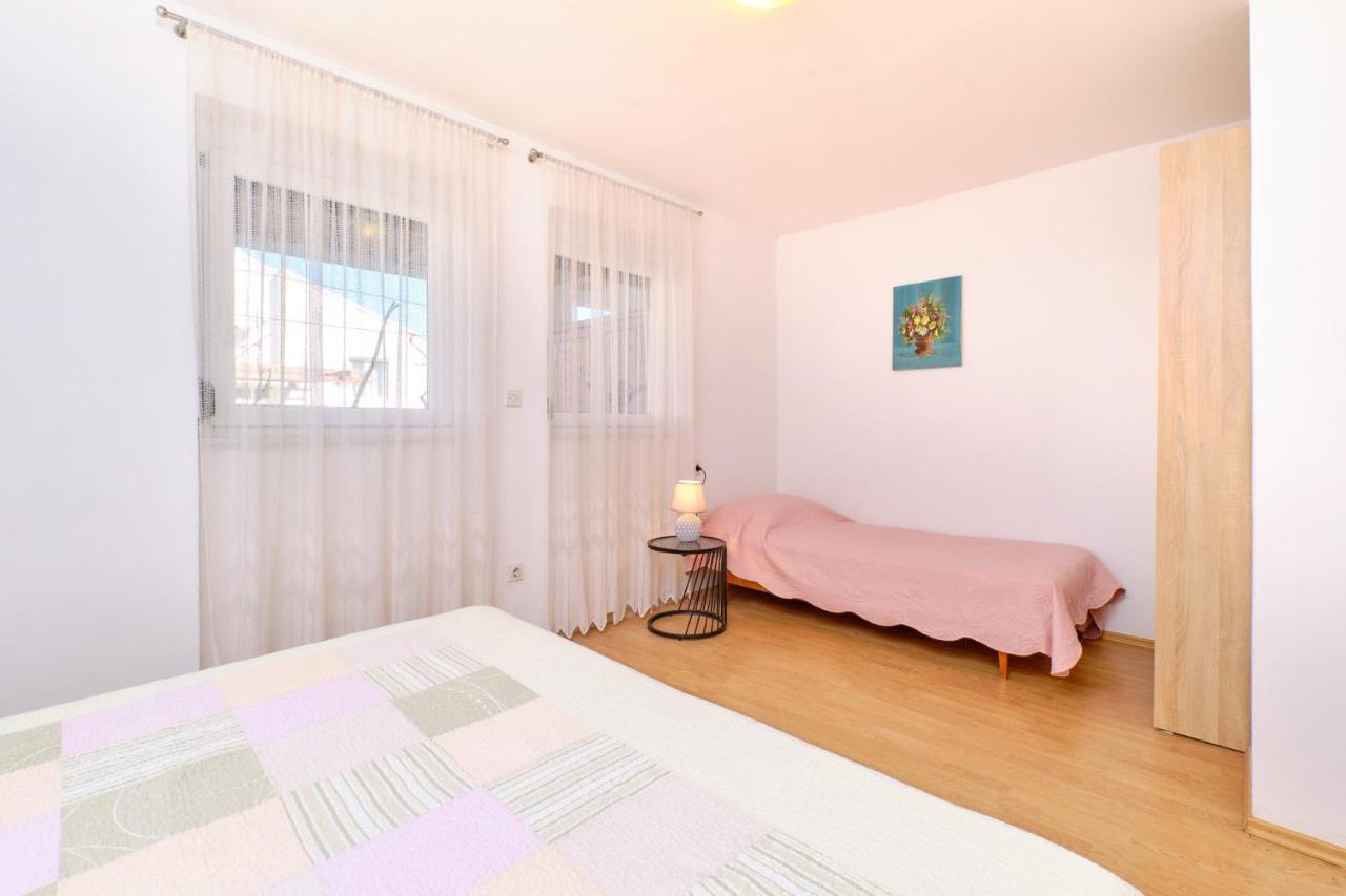 Apartments Vanda Mali Lošinj Eksteriør billede